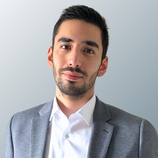 Portrait de Hilan Mahtallah, fondateur et chef de projet ASMH